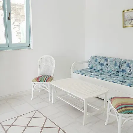 Yannis Maria Apartment